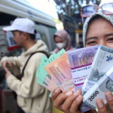 BI Gaspol Tambah Kuota Tukar Uang Baru! Ramadan Belum Datang, Antrean Sudah Membludak