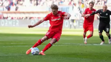 Penyerang Twente, Sem Steijn