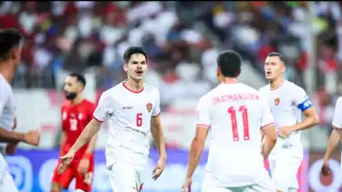 Skuad timnas Indonesia sedang bersiap menghadapi Australia.