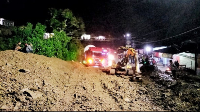 Diterjang Banjir Bandang dan Longsor, Kota Wisata Parapat Danau Toba Sempat Lumpuh Total