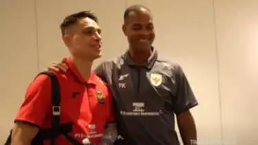 Joey Pelupessy dan Patrick Kluivert