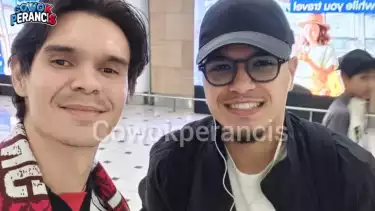 Ragnar Oratmangoen dan Mathias cowok Prancis