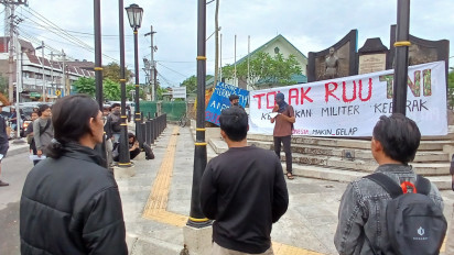 RUU TNI Akan Disahkan Jadi UU Dalam Paripurna Besok, Aliansi Jogja Memanggil Serukan Penolakan