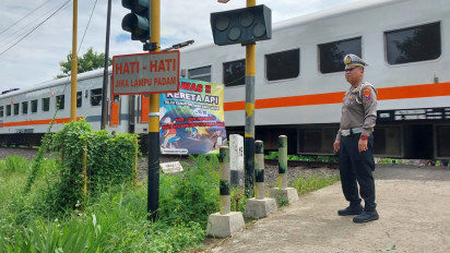 20 Perlintasan KA tanpa Palang Pintu ada di Banyuwangi, Polisi Pasang Spanduk Peringatan Kecelakaan