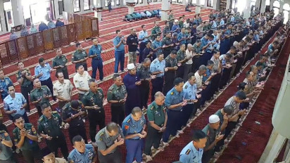 Buntut 3 Anggota Polri Gugur di Lampung, Sesko TNI Gelar Salat Gaib dan Doa Bersama