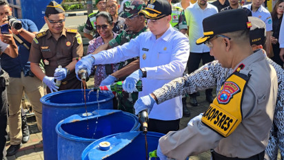 Jelang Idul Fitri, Polres Lamongan Musnahkan BB Hasil Kejahatan selama Ramadhan