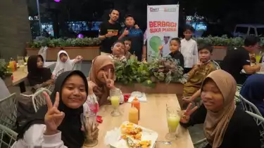 Belanja Ceria Bersama Anak-Anak Yatim Dhuafa.