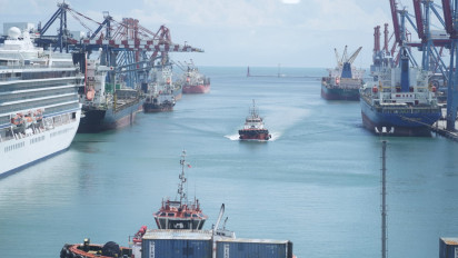 Pelindo Regional 2 Menjamin Kelancaran Arus Logistik dengan Tetap Beroperasi 24/7 Selama Libur Lebaran 2025