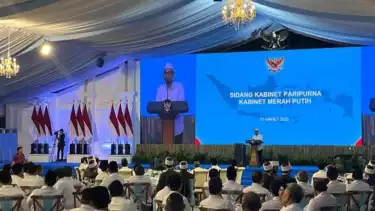 Ustaz Adi Hidayat (UAH) mengisi tausiyah di acara buka puasa bersama Presiden Prabowo Subianto dan jajaran Kabinet Merah Putih