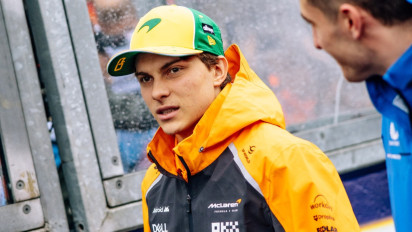 Juara di F1 GP Bahrain 2025, Oscar Piastri Persembahkan Kemenangan untuk McLaren