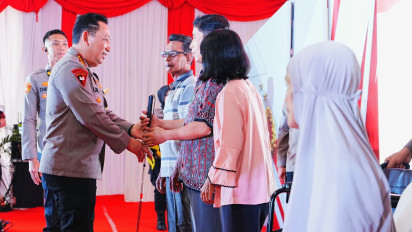 Kunjungi Polda Sumut, Kapolri Tinjau Renovasi Masjid hingga Bakti Sosial