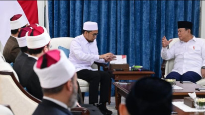Bawa Sepuluh Ulama dari Mesir, Ini Maksud Ustaz Adi Hidayat Temui Prabowo