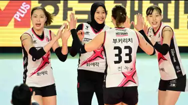 Megawati Hangestri bersama pemain Red Sparks.