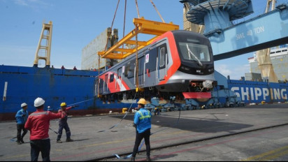 KRL Impor dari China Belum Bisa Dipakai Lebaran 2025, KAI: Masih Ujicoba