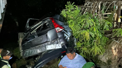 Minibus Tertabrak Kereta Api di Lamongan, Empat Penumpang Selamat