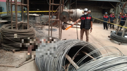 Tertimpa Gulungan Kawat 2 Ton, Seorang Pekerja Pabrik di Raya Bambe Gresik Tewas