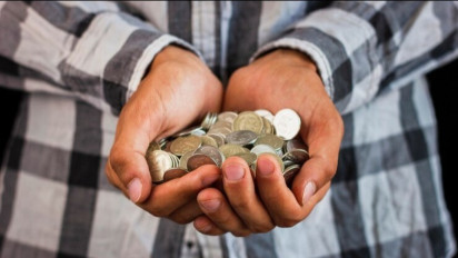 Rutin Baca Amalan Dzikir 41 Kali Disebut Bisa Membawa Kemudahan Rezeki dan Utang Segera Lunas, Begini Penjelasannya