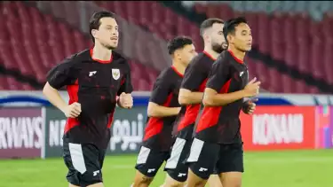 Official Training Timnas Indonesia jelang pertandingan kualifikasi Piala Dunia 2026 melawan  Bahrain di Stadion Utama Gelora Bung Karno, Jakarta, Senin (24/03/2025)