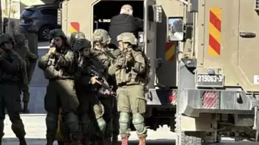 ILUSTRASI - Penangkapan warga oleh tentara Israel