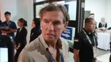 Merasa Aneh dengar Adzan, Asisten Pelatih Timnas Alex Pastoor Sebut Itu Nyanyian: Ada Seseorang yang .....