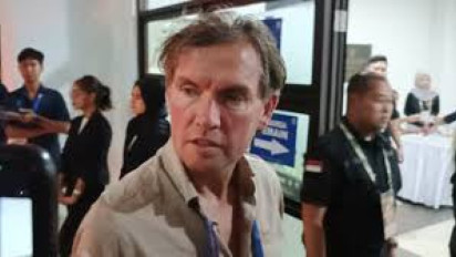 Merasa Aneh dengar Adzan, Asisten Pelatih Timnas Indonesia Alex Pastoor Sebut Itu Nyanyian: Ada Seseorang yang .....