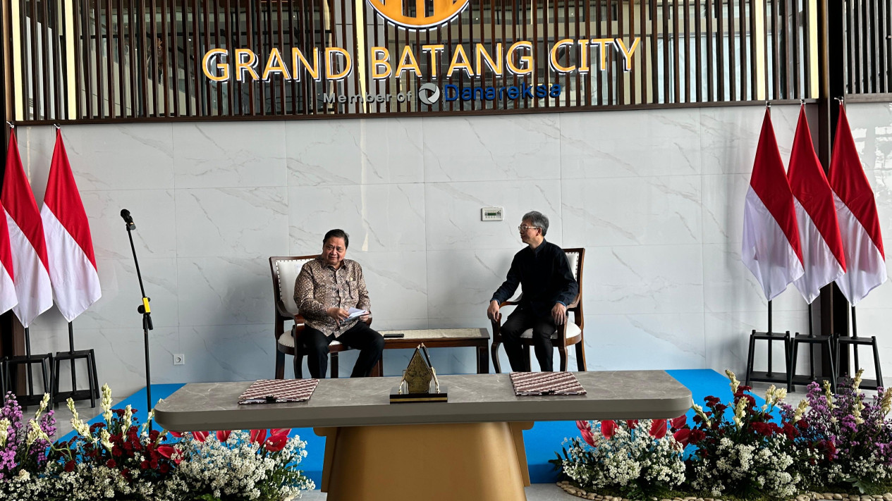 Menko Airlangga: Kerja Sama KEK Industropolis Batang dan China Mengukuhkan Sinergi dalam Program Two Countries Twin Park
            - galeri foto