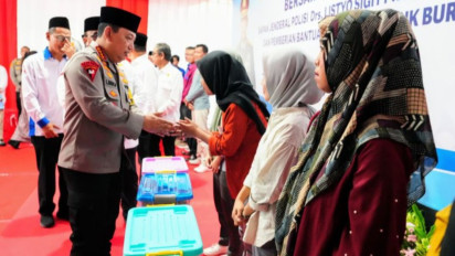 Kapolri Ungkap Potensi Lapangan Kerja Baru Saat Buka Bersama Buruh