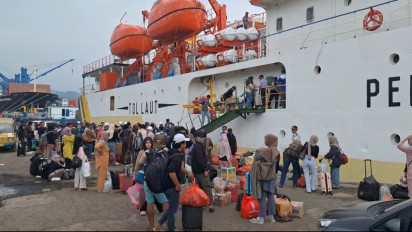 Ratusan Pemudik dapat Fasilitas Kapal Gratis ke Pulau Sapeken dari Pelabuhan Tanjungwangi