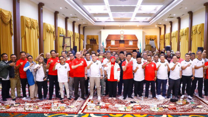 Gubernur Khofifah bersama Pimred Media Kompak Nobar, Perkuat Sinergi Pers dengan Pemprov untuk Jatim Lebih Hebat