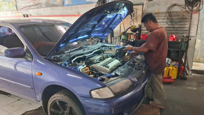 Momen Lebaran Tiba, Bengkel di Kota Probolinggo Kebanjiran Pelanggan