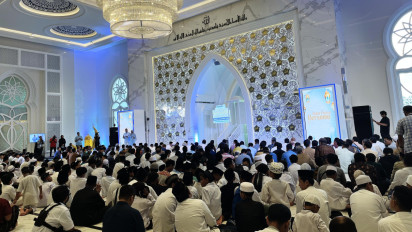 Silaturahmi, Kepedulian, dan Kebersamaan: AlamTri Buka Bersama 1.000 Anak Yatim di Masjid At-Thohir