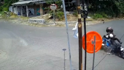 Viral Kecelakaan Maut di Simpang Empat Bondrang Ponorogo, 1 Pemotor Tewas