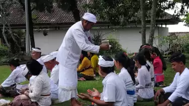 Upacara Tawur Agung Kesanga di Pura Mandhara Giri Semeru Agung Lumajang