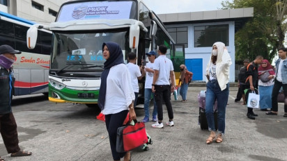 Ribuan Pemudik dari Berbagai Daerah Mulai Berdatangan di Terminal Purboyo Madiun