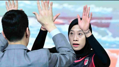 Tak Kuasa Menahan Air Mata, Tangis Megawati Hangestri Pecah pada Laga Terakhir Red Sparks di Play Off Liga Voli Korea