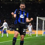 Tak Masuk Skema Permainan Chivu, Akhirnya 1 Gelandang Inter Milan Resmi Ditendang dari Giuseppe Meazza ke Klub Timur Tengah