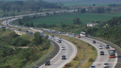 Sebanyak 74 Ribu Kendaraan Melintas Tol Cipali pada Sabtu