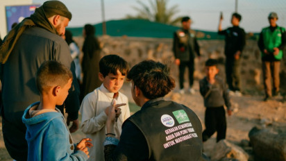Pengungsi Palestina di Perbatasan Yordania-Palestina Dapat Bantuan Kemanusiaan