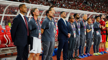 Media Belanda Ungkap Fakta Mengejutkan, Tangan Kanan Patrick Kluivert Ternyata Tidak Ikut Dipecat meski Timnas Indonesia Gagal ke Piala Dunia 2026