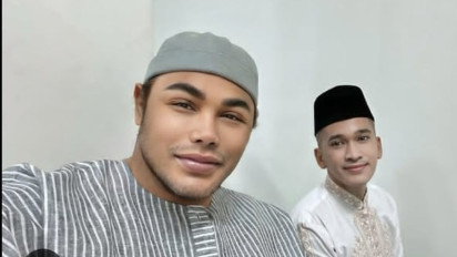 Ivan Gunawan dan Ruben Onsu Menunaikan Shalat Idul Fitri Bersama, Akankah Doa Igun Terwujud? Sahabat Bensu Pernah Bilang….