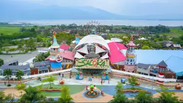 Kawasan wisata Saloka Theme Park di Kabupaten Semarang, Jawa Tengah.