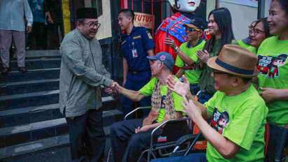 Wagub DKI Jakarta Rano Karno Gelar Open House, Ajak Warga Lebaran di Kediamannya