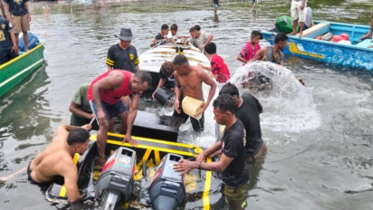 Basarnas Berhasil Evakuasi Sembilan Korban Speedboat Tenggelam