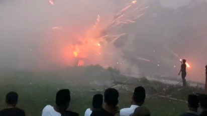 Pesta Petasan Pamekasan Makan Korban Jiwa, Seorang Pemuda Tewas Terkena Letusan dengan Daya Ledak Tinggi