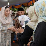 Lebaran Hari Kedua, Gubernur Sherly Laos Dan Wakil Gubernur Sarbin Sehe Gelar "Open House" di Kota Tidore Kepulauan