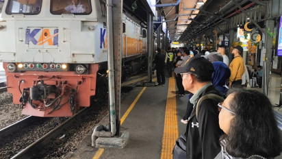 Arus Balik Lebaran Meningkat di Stasiun Semarang Pada H+4, Jumlah Penumpang Lebih 30 Ribu per Hari