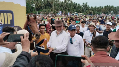 Pacuan Kuda Belum Redup di Sumatera Barat, Ribuan Pengunjung Berjubel Saksikan Lomba Saat Libur Lebaran