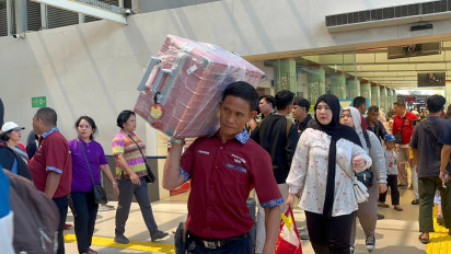 Di Pengujung Libur Lebaran 2025, 19.581 Pemudik Tiba di Stasiun Pasar Senen