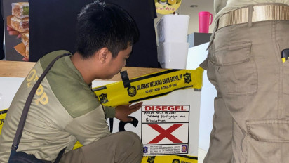 Viral Jual Ice Cream Mengandung Alkohol, Satpol PP Surabaya Segel Stand Pedagang