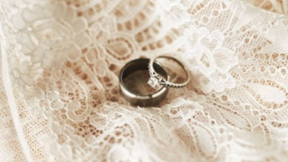 Sudah Lama Menanti Jodoh Tak Kunjung Datang? Amalkan Doa Mustajab Ini, InsyaAllah Dipertemukan Pasangan Terbaik!